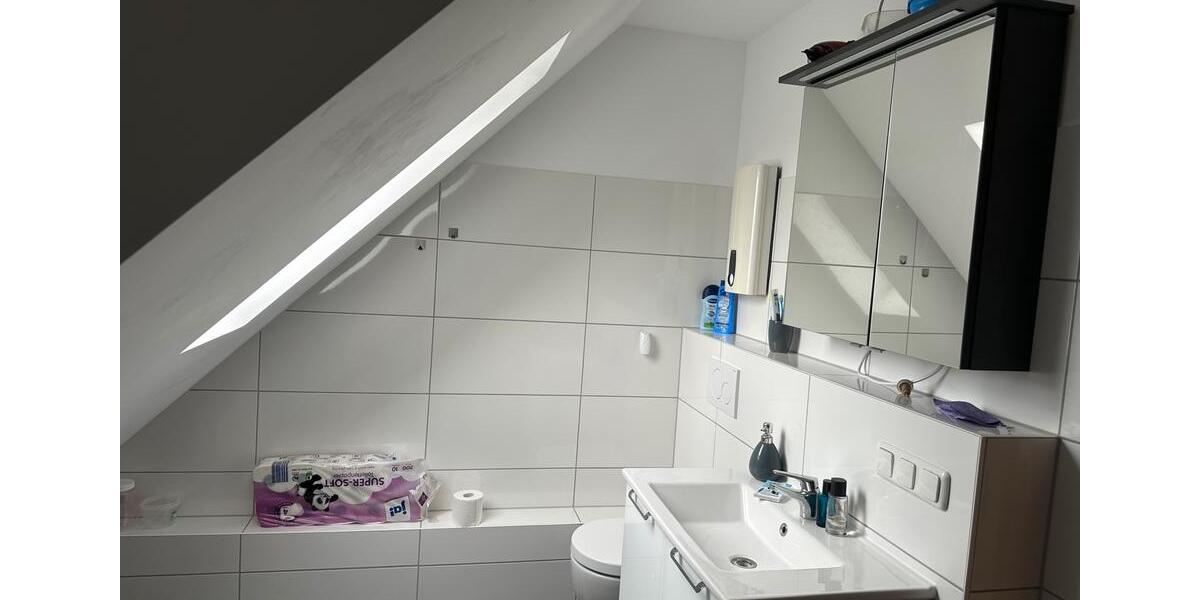 Dachgeschoßwohnung Liederbach am Taunus - 2 Zimmer, 55 m&sup2;, 830&euro; | Angebot:26416266
