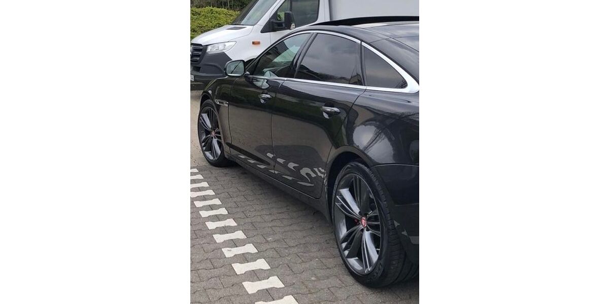 Jaguar XJ 190.000 km 15.499 &euro; Frankfurt am Main 60437
