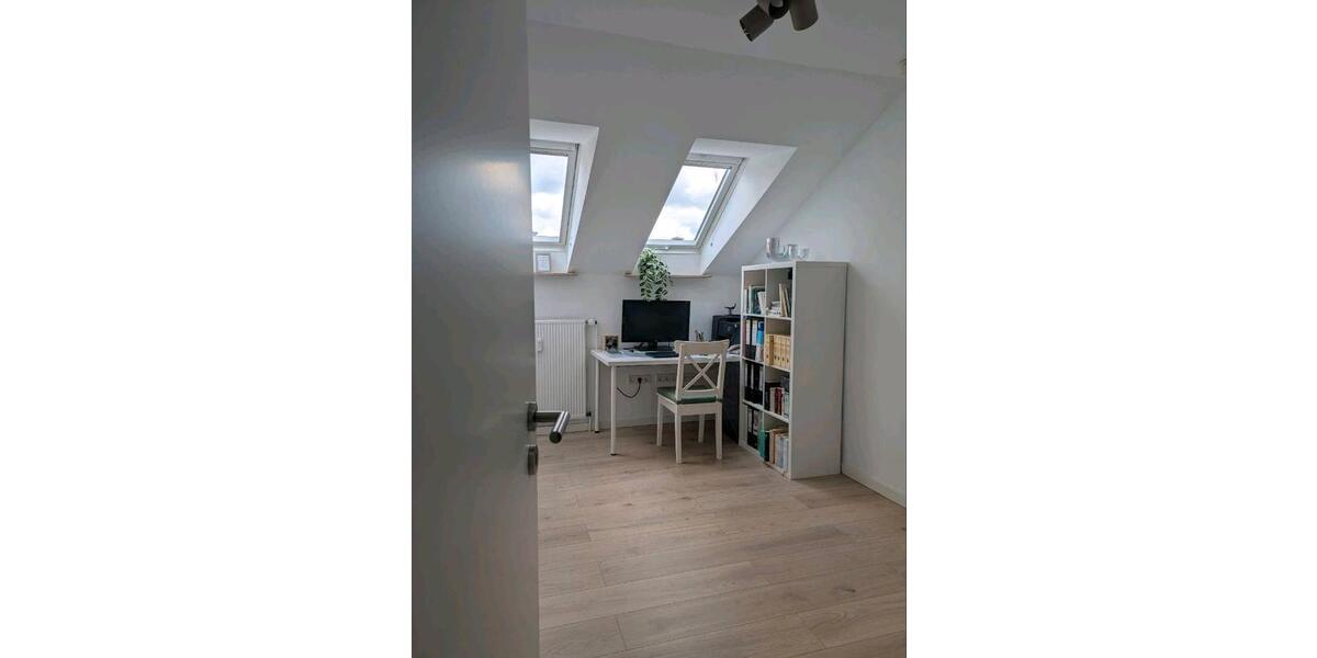 Dachgeschoßwohnung Friedberg (Hessen) - 3 Zimmer, 91 m&sup2;, 305.000&euro; | Angebot:27062187