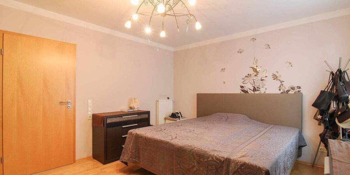 Einfamilienhaus Frankfurt am Main Schwanheim - 5 Zimmer, 949.000&euro; | Angebot:25715310