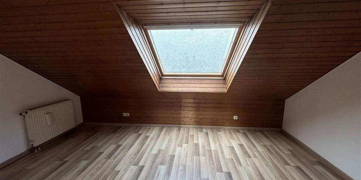 TOP-LAGE: Gepflegtes Reihenhaus mit vielen Extras! 5 zimmer