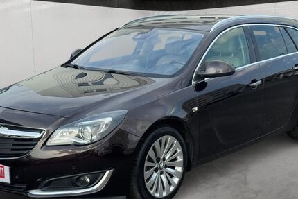 Opel Insignia 127.692 km 8.899 &euro; Frankfurt am Main 60386