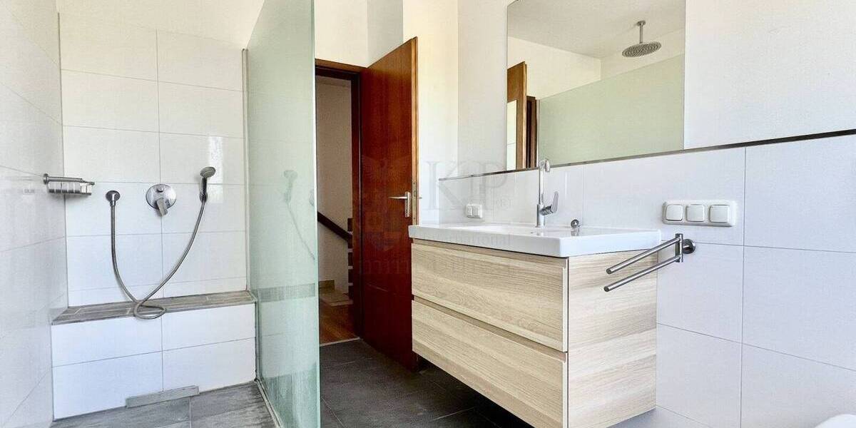 WALLAU: SCHÖNER BUNGALOW IN EXKLUSIVER FELDRANDLAGE 4 zimmer