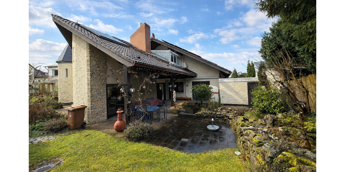 Kelkheim: Individuelles Architektenhaus in toller Villenlage - Einfamilienhaus Kelkheim | Angebot:24810403