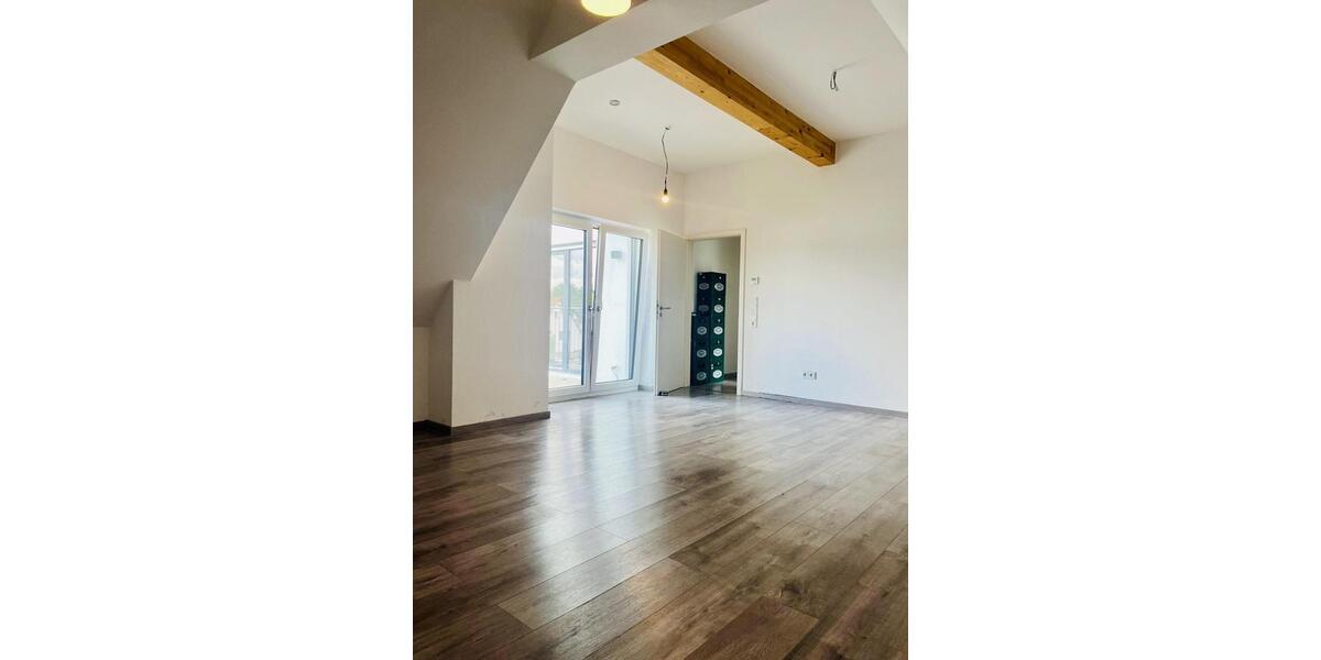 Etagenwohnung Frankfurt am Main Bergen-Enkheim - 3 Zimmer, 110 m&sup2;, 1.850&euro; | Angebot:26075351