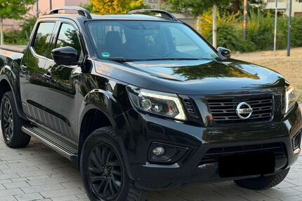 Nissan Navara 310.000 km 14.700 &euro; Erlensee 63526