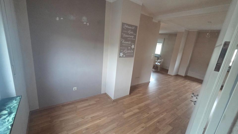 Etagenwohnung Erzhausen - 4 Zimmer, 101 m&sup2;, 1.050&euro; | Angebot:26412971
