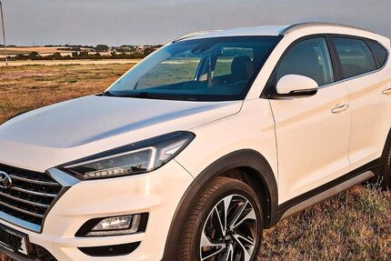 Hyundai TUCSON 111.000 km 17.600 &euro; Wöllstadt 61206