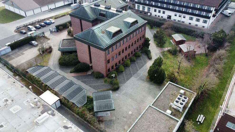 Büro in Dietzenbach 4.500.000 € 2787.15 m²