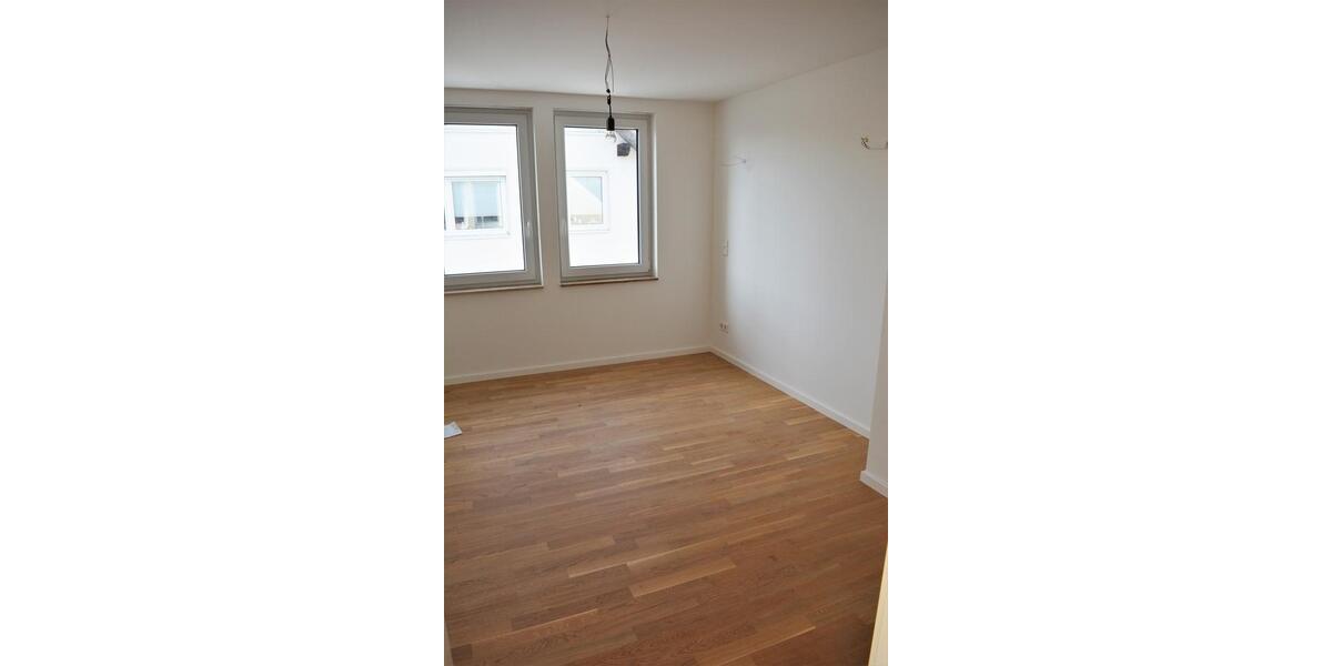 Hell-Offen-Luftig- Maisonette mit großer Sonnenterrasse 4 zimmer