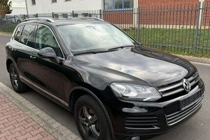 VW Touareg 256.973 km 9.499 &euro; Hanau 63452
