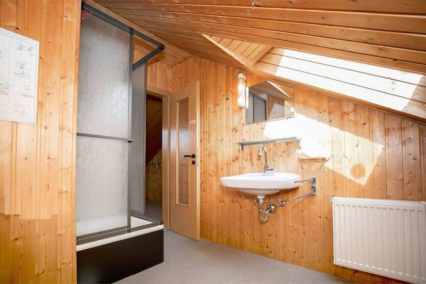 Reihenendhaus in ruhiger Lage Neu-Isenburg - renovierungsbedürftig