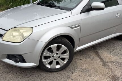 Opel Tigra 218.256 km 999 € Hanau 63452
