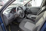 Dacia Duster 1,2l Black Shadow 4x2 Klima, Einparkhilfe h 119.200 km 6.490 &euro; Rodgau 63110