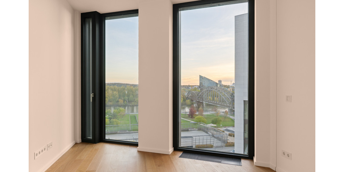 Etagenwohnung Frankfurt am Main Ostend - 2 Zimmer, 63 m&sup2;, 1.960&euro; | Angebot:25040072