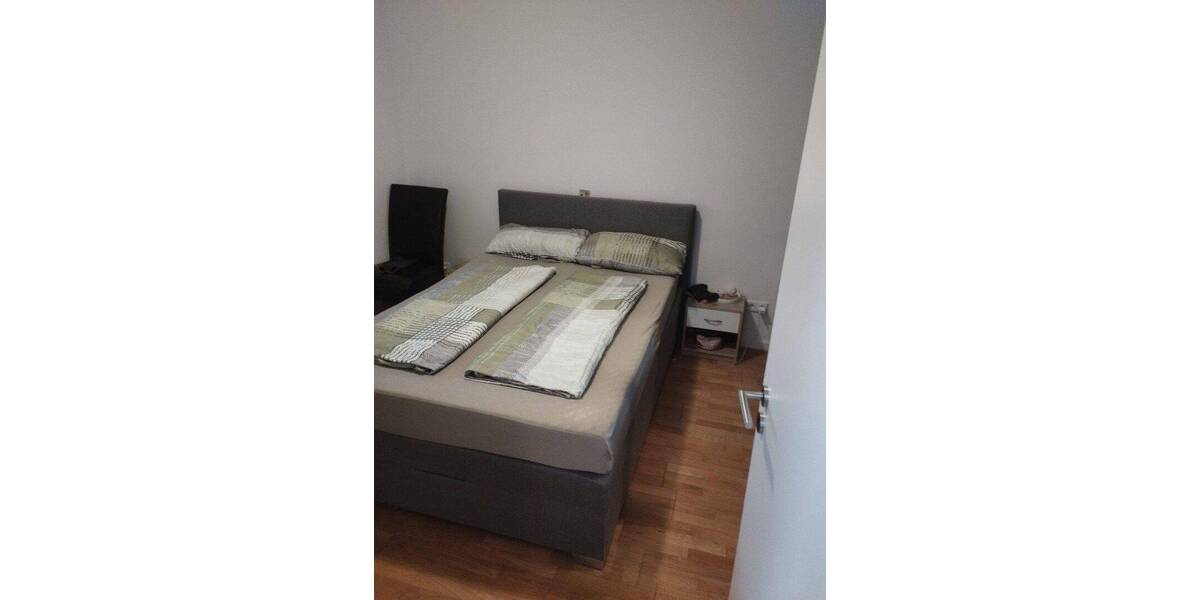 Etagenwohnung Frankfurt am Main Ostend - 2 Zimmer, 42 m&sup2;, 750&euro; | Angebot:26908518