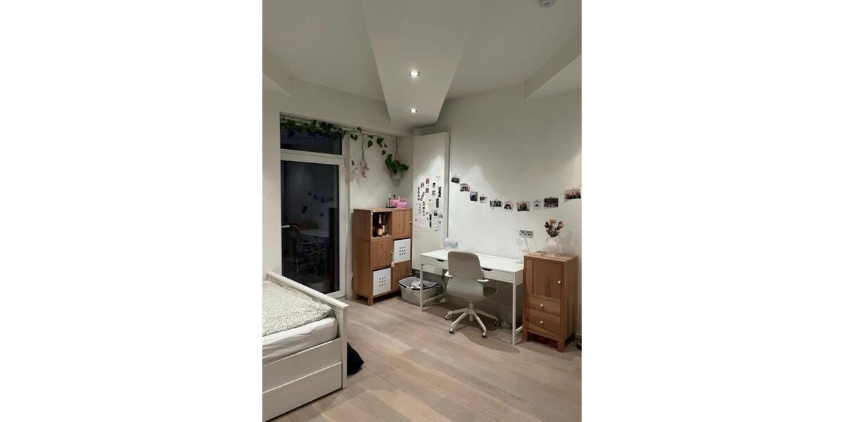 WG Zimmer zu vermieten in Frankfurt Süd (22-29 Jahre) 1 zimmer