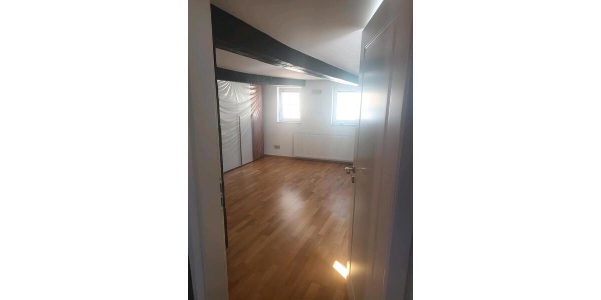 Einfamilienhaus Eppstein - 3 Zimmer, 105 m&sup2;, 355.000&euro; | Angebot:26479086