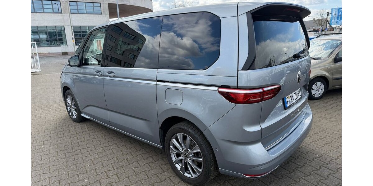VW T7 Multivan Style eHybrid/Vollausst/Leder/Pano 80.000 km 40.999 &euro; Frankfurt 60386