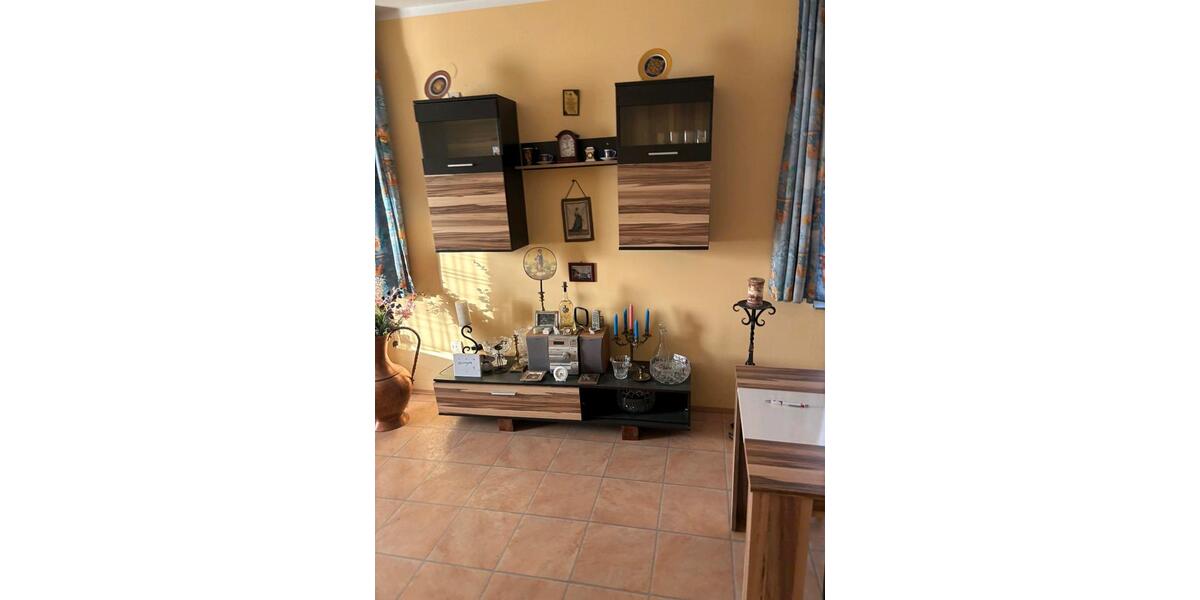 Mehrfamilienhaus, Wohnhaus Frankfurt am Main Gallus - 6 Zimmer, 180 m&sup2;, 220.000&euro; | Angebot:27426279