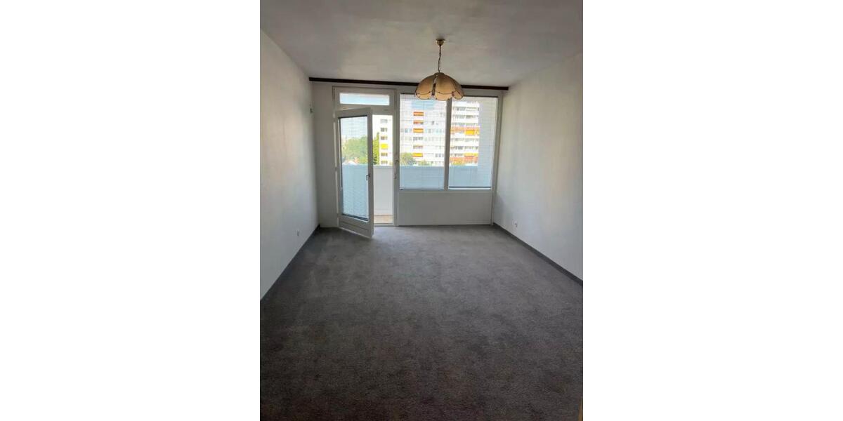 Helle 3 Zimmer Wohnung mit Balkon, EBK & S-Bahn nahe in F-Nied 3 zimmer