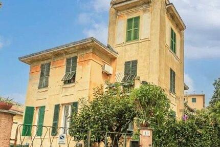 Haus Frankfurt am Main Niederrad - 10 Zimmer, 700 m&sup2;, 720.000&euro; | Angebot:24852729