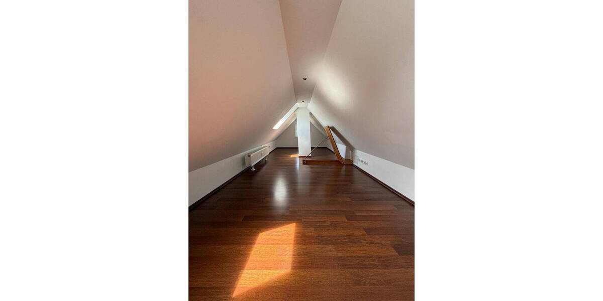 Etagenwohnung Frankfurt am Main Sindlingen - 2 Zimmer, 60 m&sup2;, 1.200&euro; | Angebot:26740899