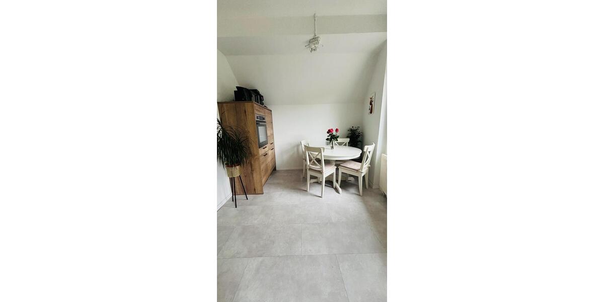 Dachgeschoßwohnung Ginsheim-Gustavsburg Gustavsburg - 3 Zimmer, 60 m&sup2;, 1.300&euro; | Angebot:25416534