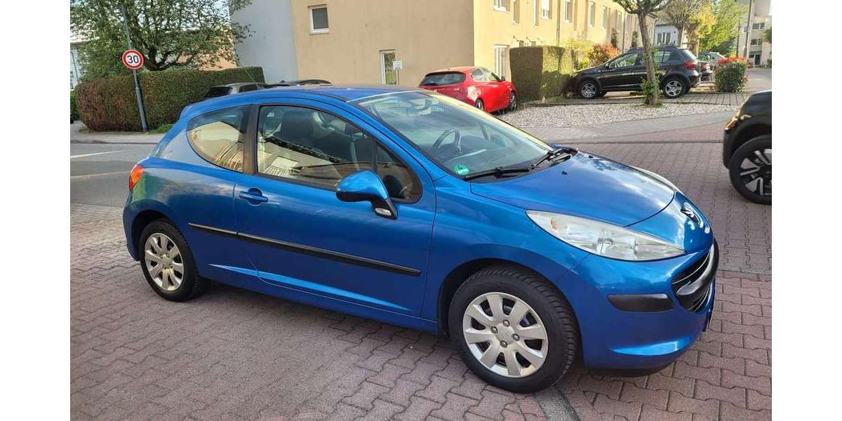 Peugeot 207 106.985 km 2.390 &euro; Kronberg (Kronberg im Taunus) 61476