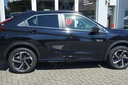 Mitsubishi Eclipse Cross 10.800 km 26.999 &euro; Mainhausen 63533