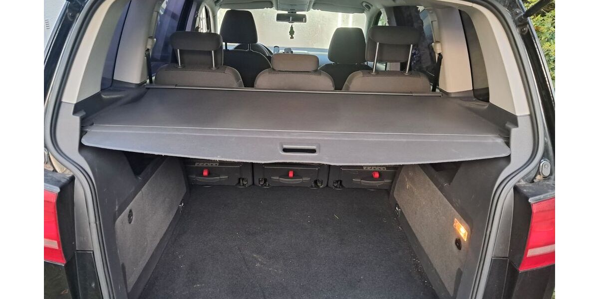 VW Touran 135.000 km 8.500 &euro; Darmstadt 64295