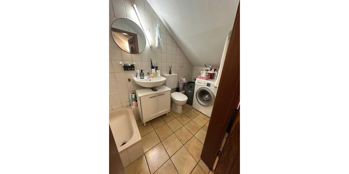 Dachgeschoßwohnung Frankfurt am Main Unterliederbach - 1 Zimmer, 30 m&sup2;, 650&euro; | Angebot:26429905