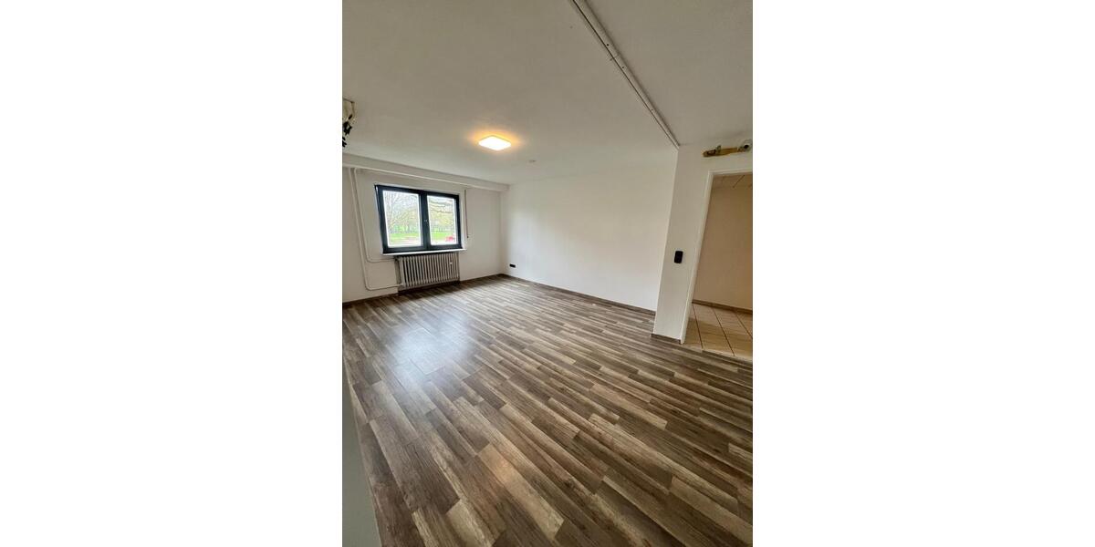 Etagenwohnung Karben - 3 Zimmer, 100 m&sup2;, 1.250&euro; | Angebot:25648824