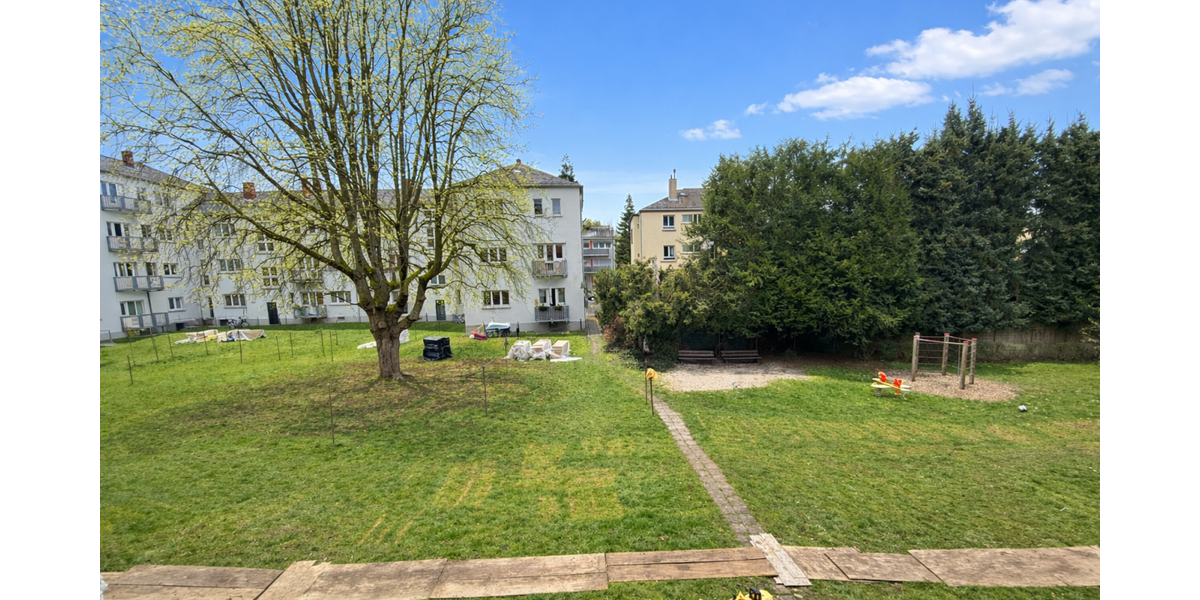 Frankfurt-Dornbusch: Schöne 4,5 Zimmerwohnung mit Balkon in beliebter Wohnlage! - Etagenwohnung Frankfurt am Main Mitte-Nord | Angebot:24257618