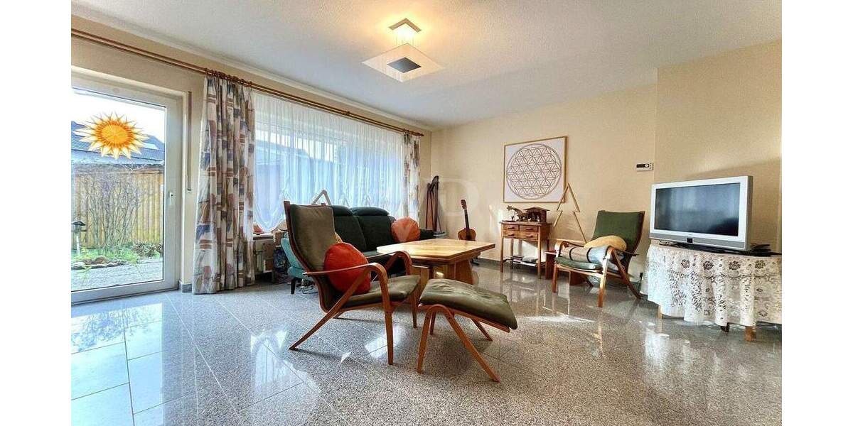 Reihenmittelhaus Hofheim am Taunus Hofheim - 5 Zimmer, 125 m&sup2;, 585.000&euro; | Angebot:24823032