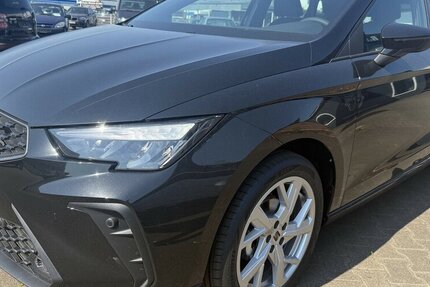 Seat Ibiza 1.0 TSI Style/17Zoll/Winterp/Vorführ 2.509 km 18.499 &euro; Frankfurt 60386