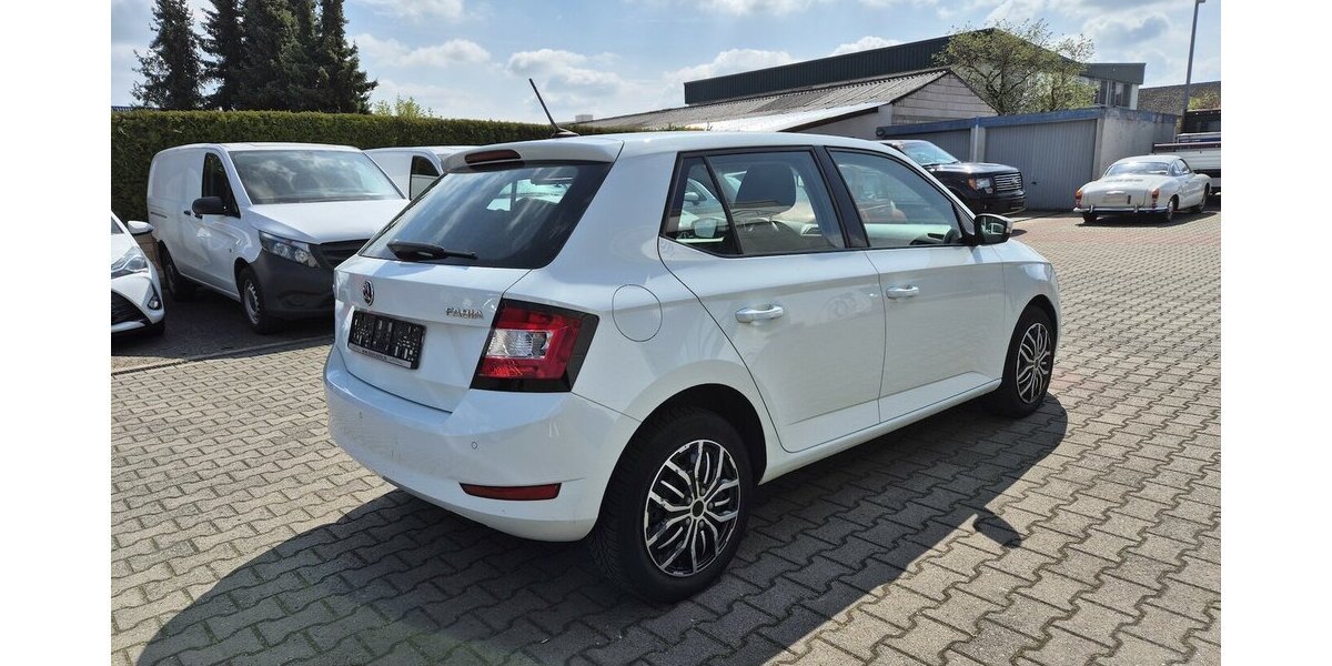 Skoda Fabia Cool Plus 127.420 km 7.490 &euro; Rodgau 63110