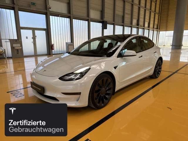 Tesla Model 3 98.907 km 27.000 &euro; Hanau 63457