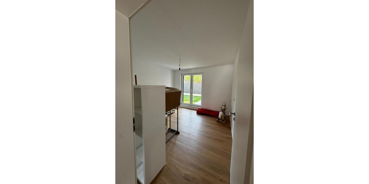 Terrassenwohnung Usingen - 4 Zimmer, 124 m&sup2;, 1.560&euro; | Angebot:25722456
