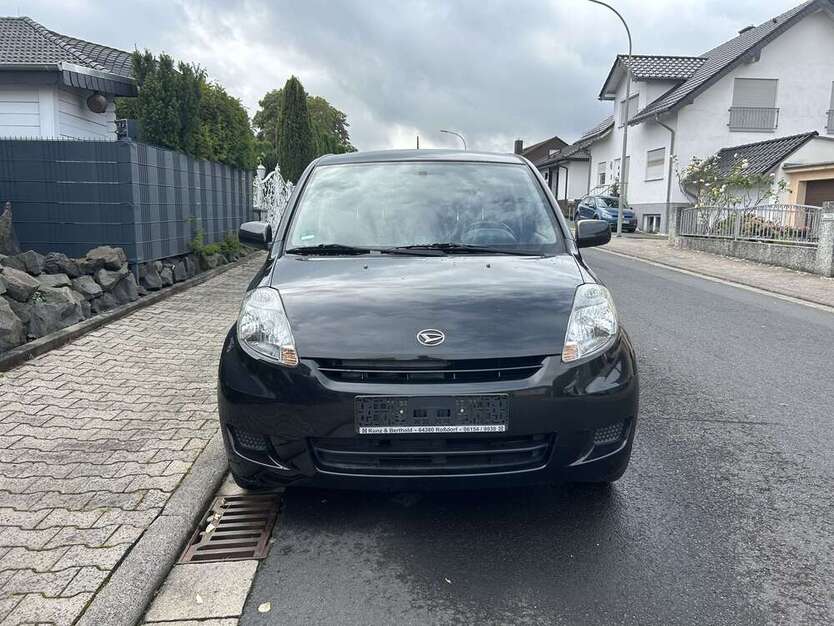 Daihatsu Sirion 111.000 km 3.000 € Limeshain 63694