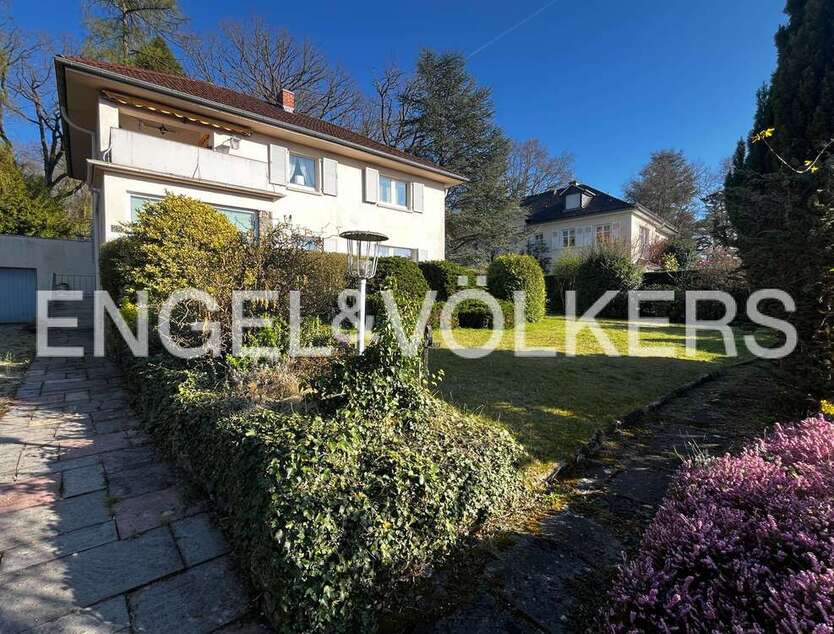 Haus zum Kaufen in Bad Homburg 2.490.000 € 219 m²