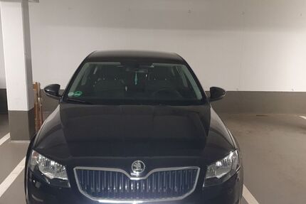 Skoda Octavia 136.000 km 10.000 &euro; Offenbach 63067