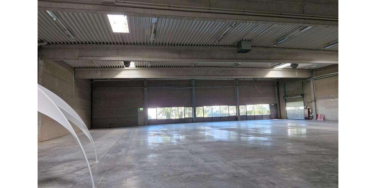 Lagerhalle zur individuellen Nutzung in verkehrsgünstiger Lage von Griesheim zimmer