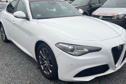 Alfa Romeo Giulia 210.000 km 13.500 &euro; Dieburg 64807