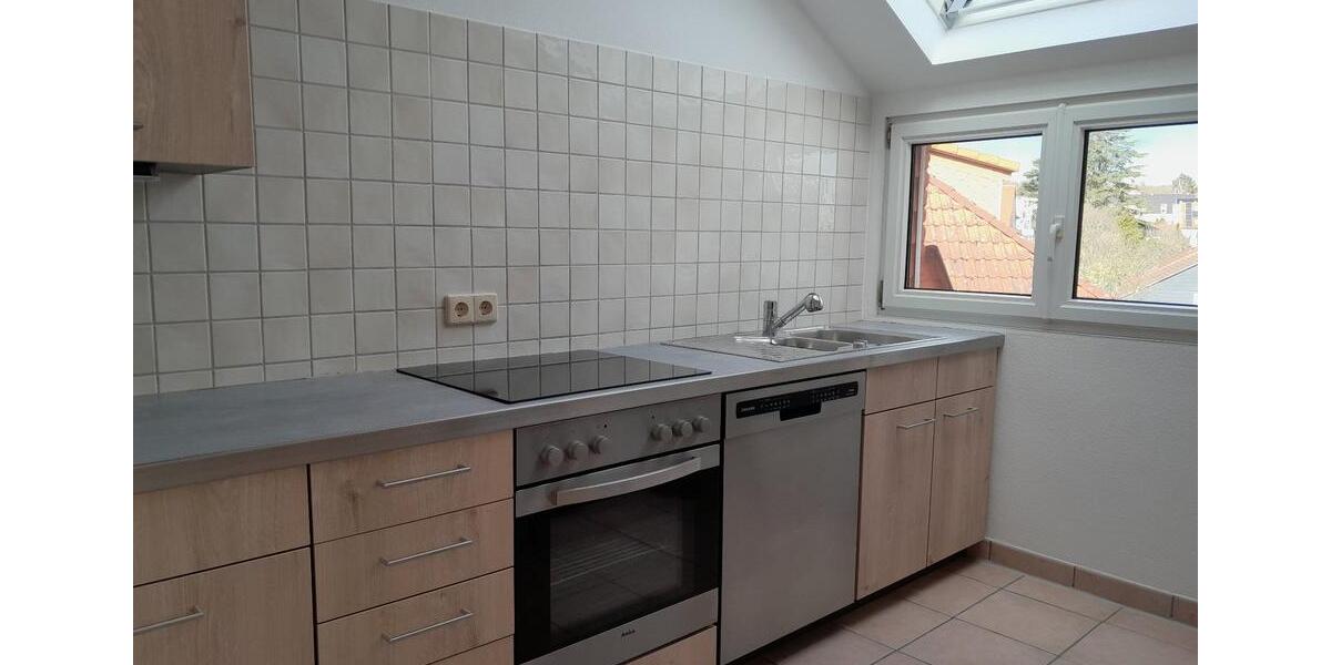 Dachgeschoßwohnung Sulzbach (Taunus) - 2 Zimmer, 64 m&sup2;, 980&euro; | Angebot:25724120