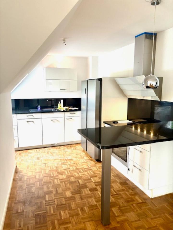 Exklusive 4-Zimmer DG-Maisonette-Wohnung