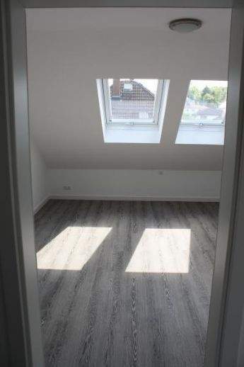 Etagenwohnung Bad Soden - 3 Zimmer, 100 m&sup2;, 1.390&euro; | Angebot:24820375