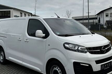 Opel Vivaro 140.000 km 16.780 € Langen 63225