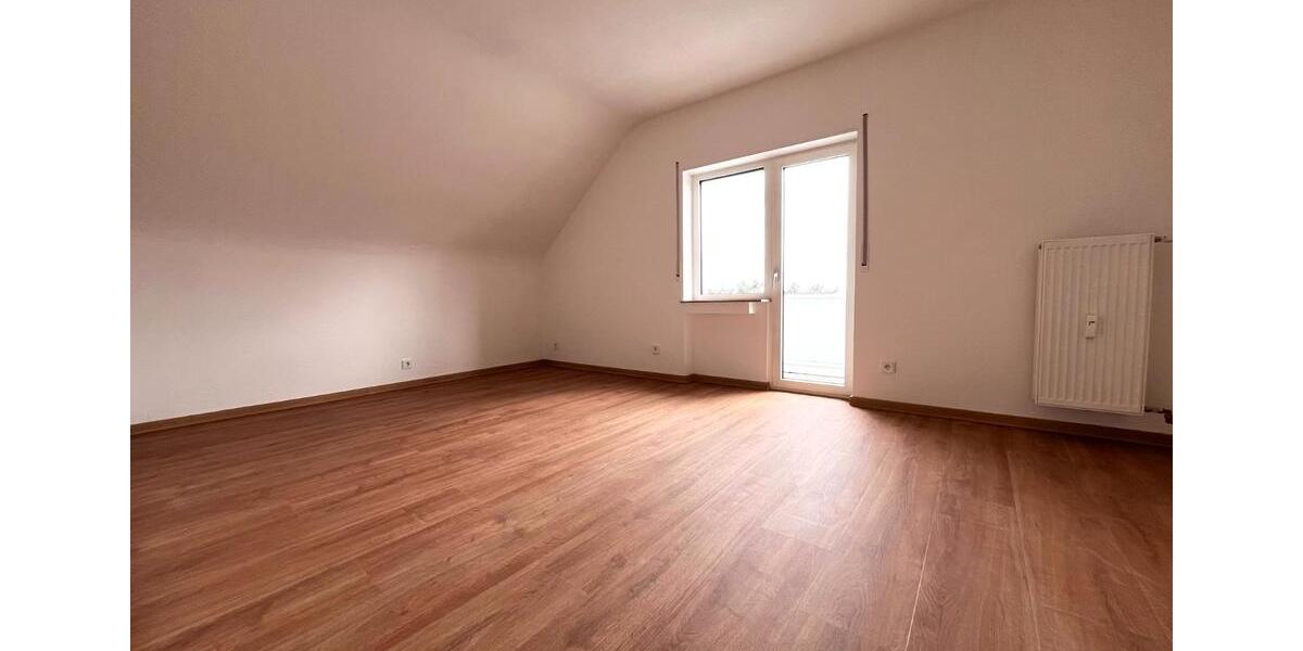 Etagenwohnung Frankfurt am Main Bonames - 3 Zimmer, 101 m&sup2;, 1.600&euro; | Angebot:26493136