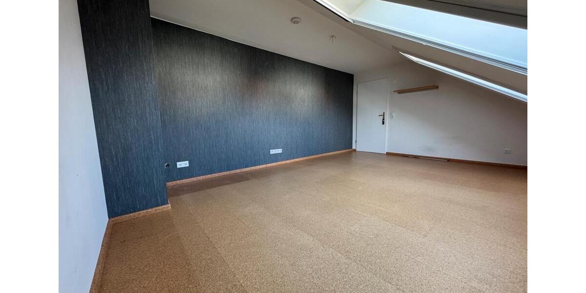 Klimatisierte 4-Zimmer-Dachgeschosswohnung 4 zimmer